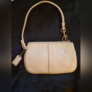 COACH White Leather Wristlet, Vintage